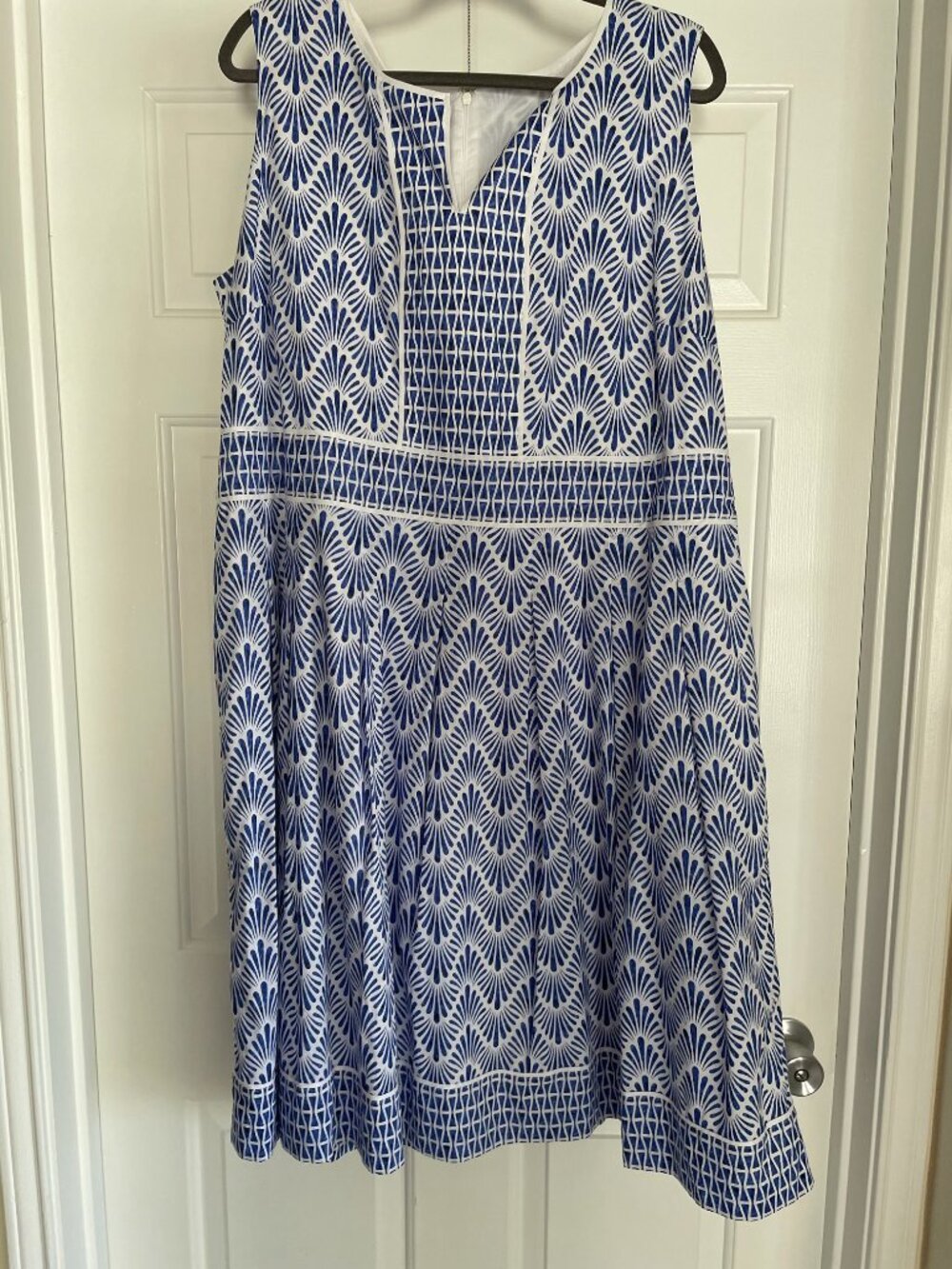 Talbots Women's Blue/White Geometric Sleeveless Summer Fit/Flair Dress - 18W NWT